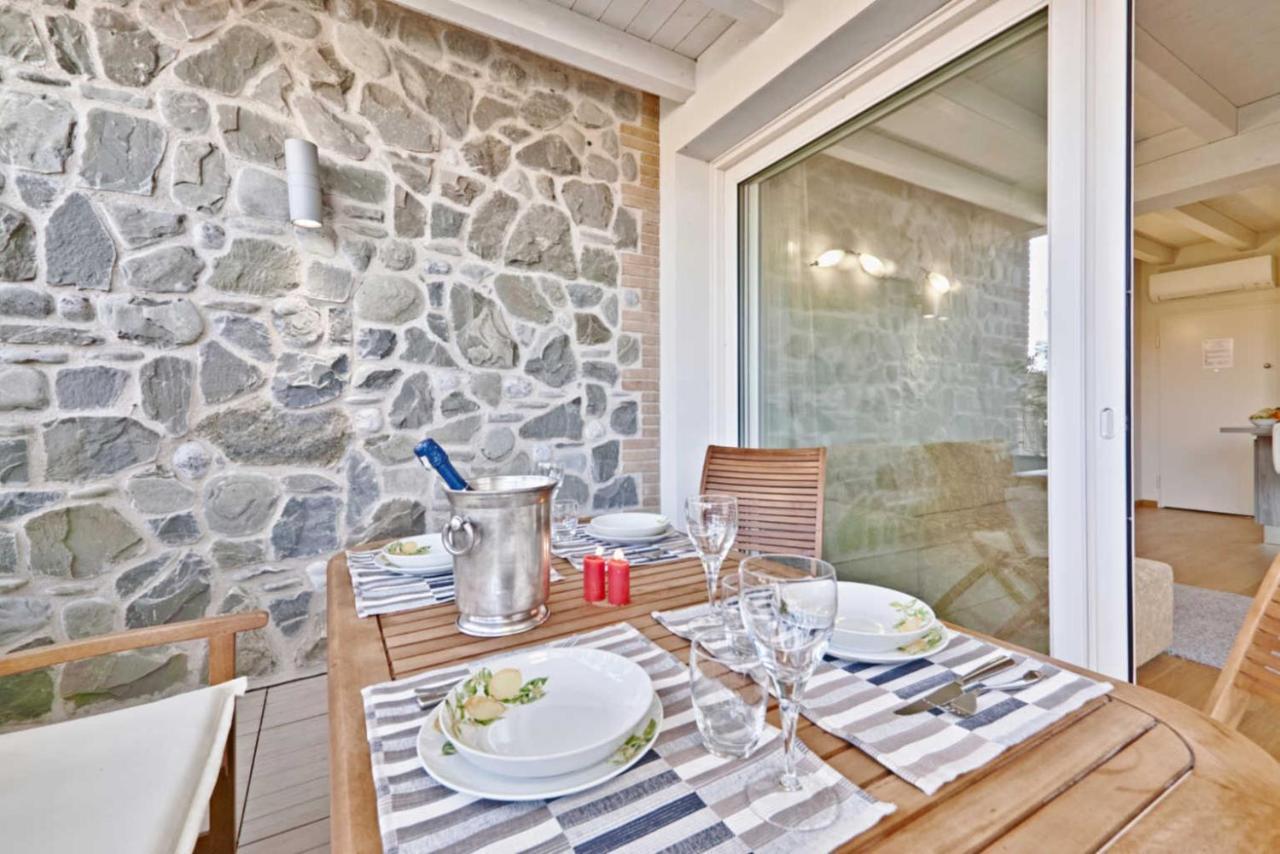 Warda A6 Apartment Desenzano del Garda Exteriör bild